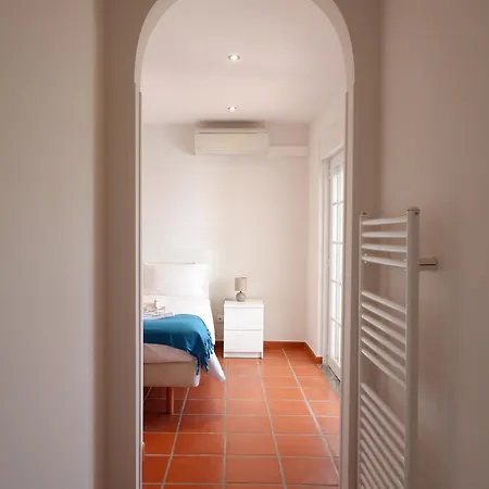 Casa Lusitania Апартаменты *